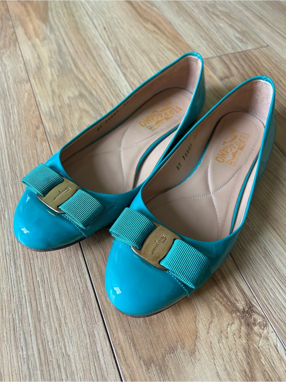 Salvatore Ferragamo Turquoise Varina Bow Patent Leather Ballet Flats